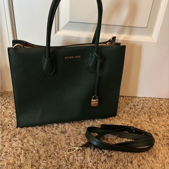 Michael Kors Green Leather Tote Bag - Picture 1 of 6